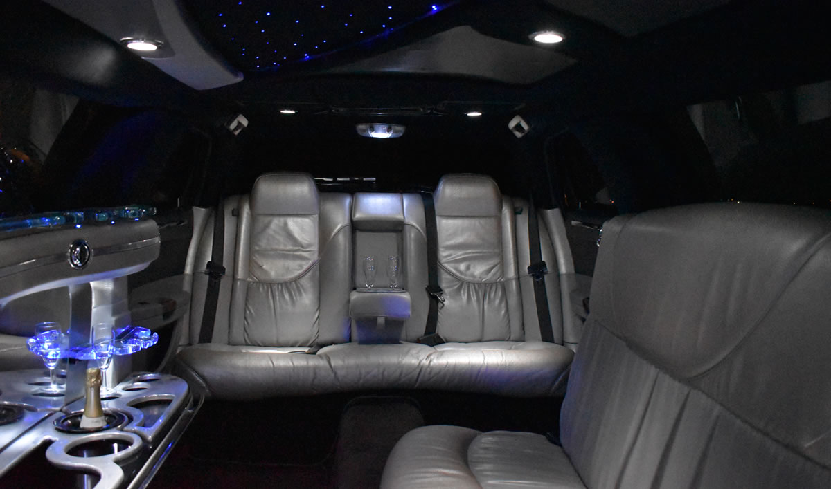 Inside amazing Chrysler eight-seater limousine